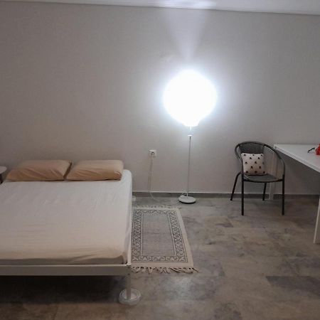 Cosy Guesthouse-Souterrain With Garden In City Center Corinth Zewnętrze zdjęcie